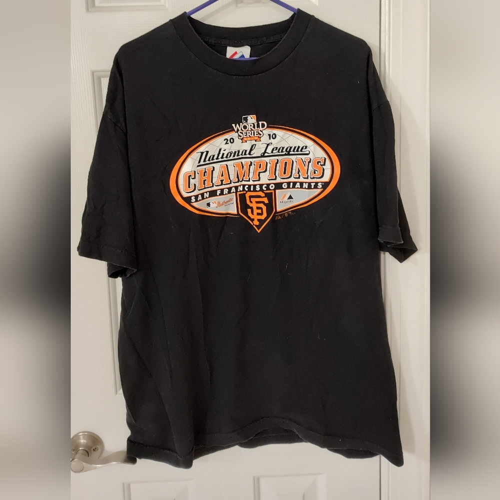 Men's Majestic 2010 National League Champions San Francisco Giants T-Shirt,Large